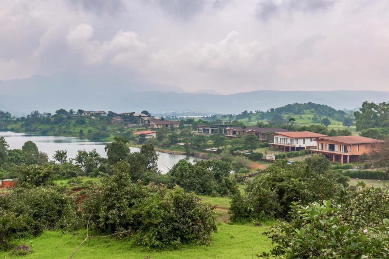 לונבלה Stayvista'S Shivom Villa 12 - A Serene Escape With Views Of The Valley And Lake מראה חיצוני תמונה
